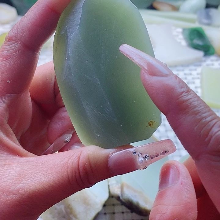 和田玉和田玉青海料未镶嵌飞**鹰