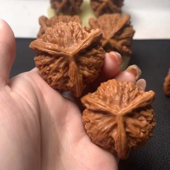 把件桃核核桃核桃