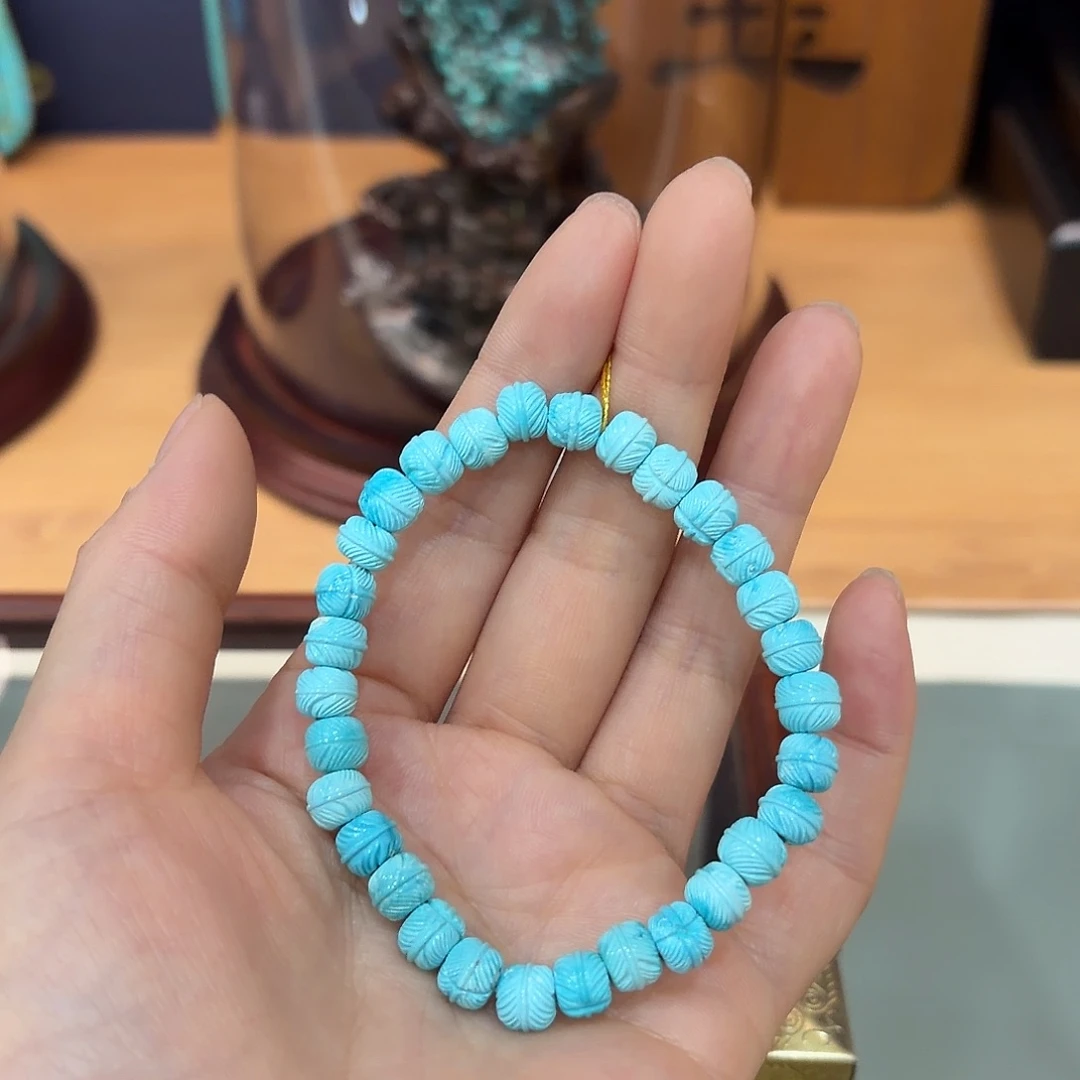 绿松石未镶嵌颈饰