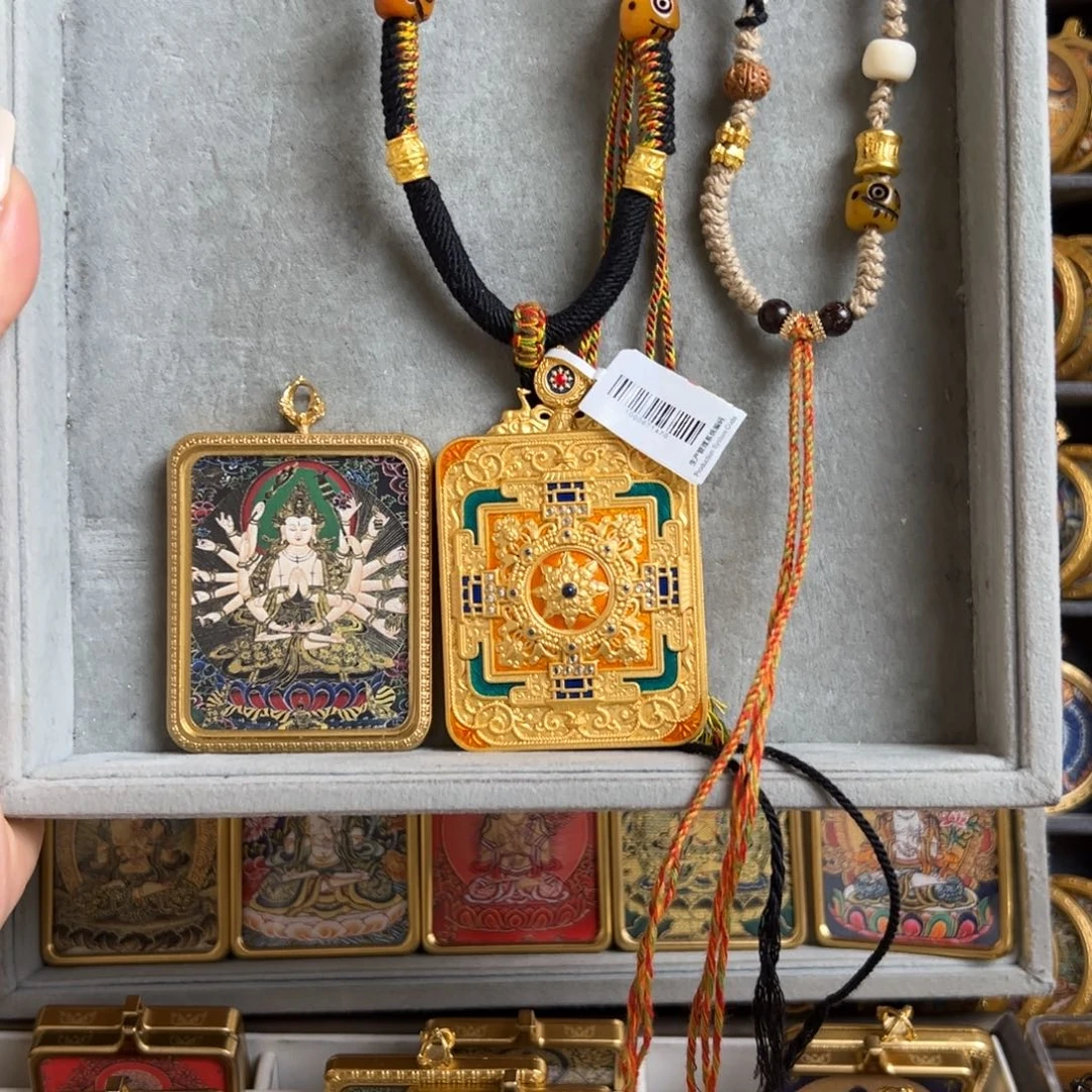 吊坠虎**威单面私人定制