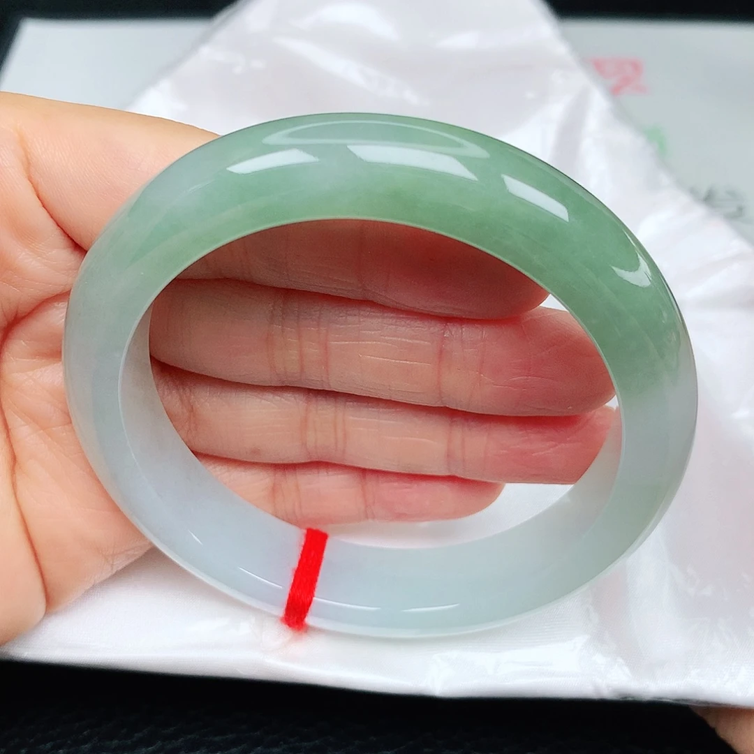 翡翠手镯未镶嵌半山水11