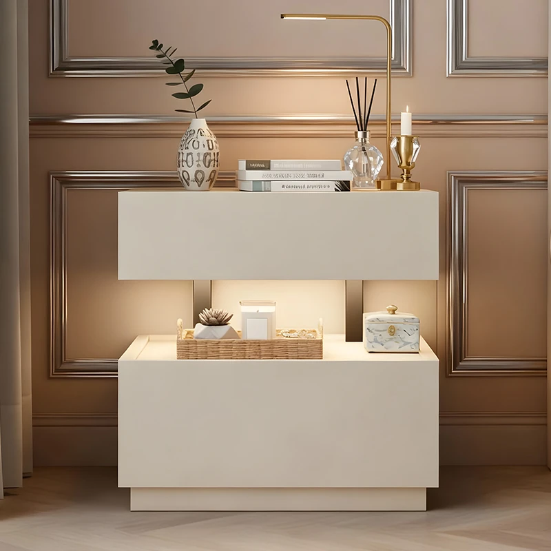 休闲风意式免拉手家用储物柜床边柜人体感应艺术床头柜2025