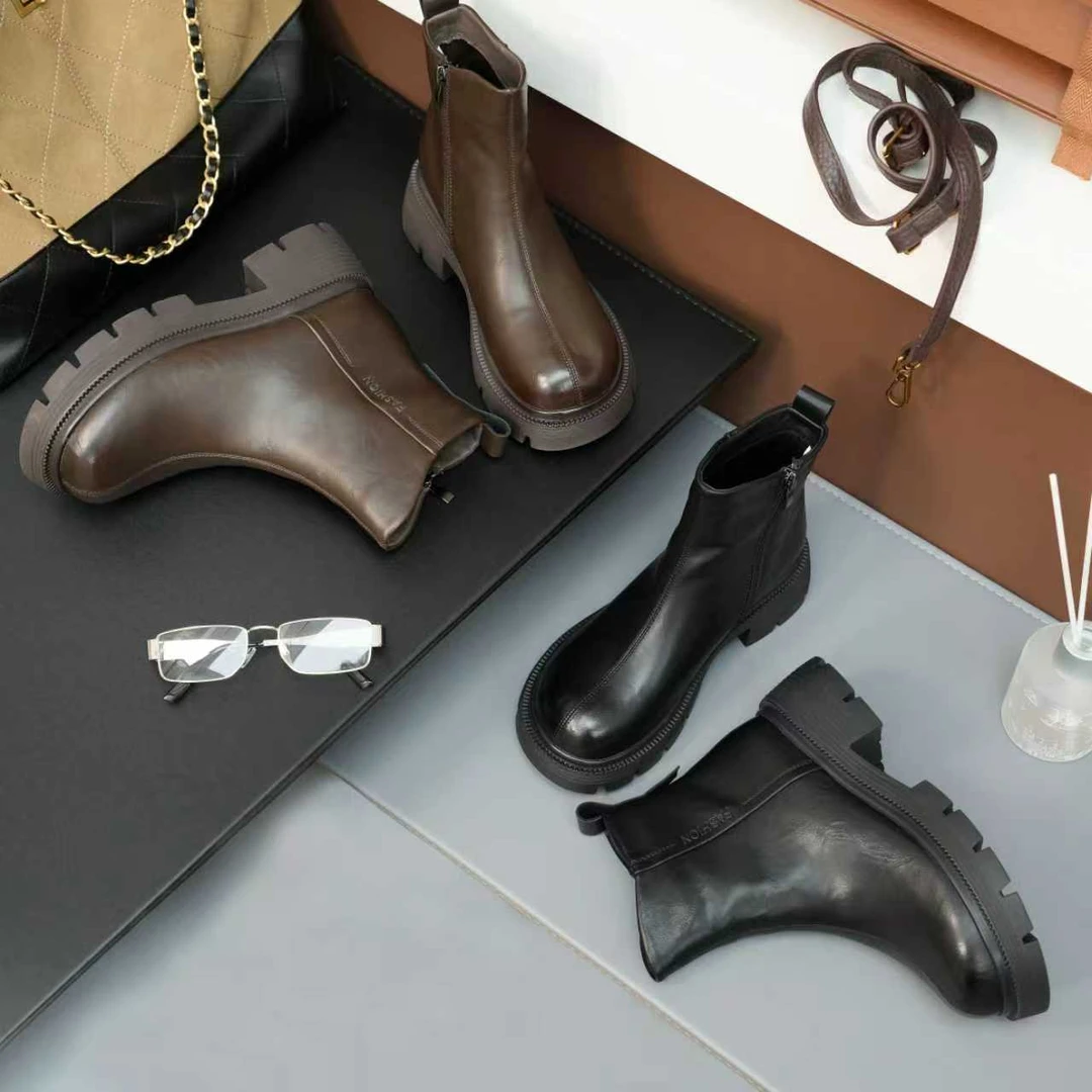 秋季新款韩版百搭女士休闲马丁靴厚底增高瘦瘦靴子 Y 1010