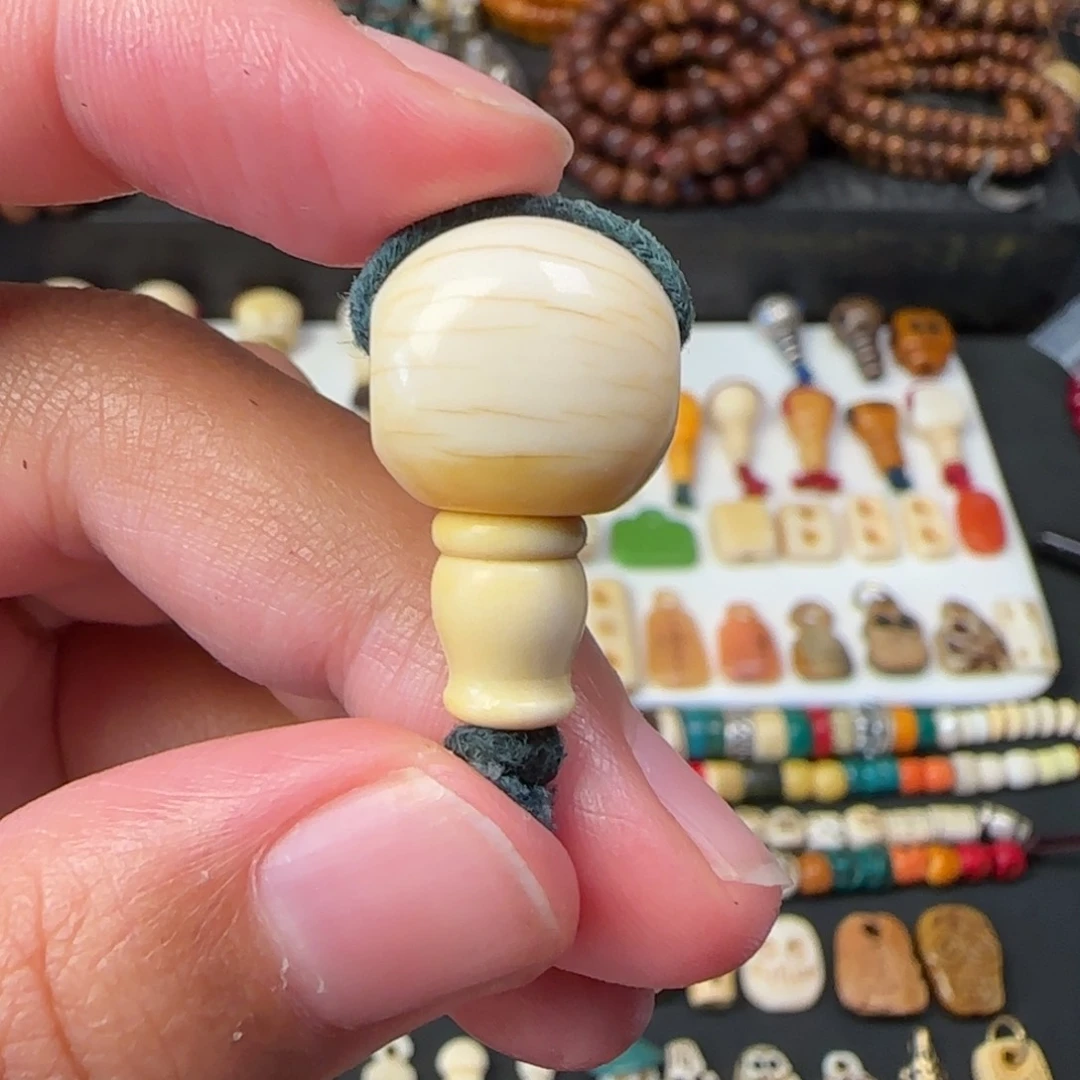 菩提根/象牙果吊坠橘**六