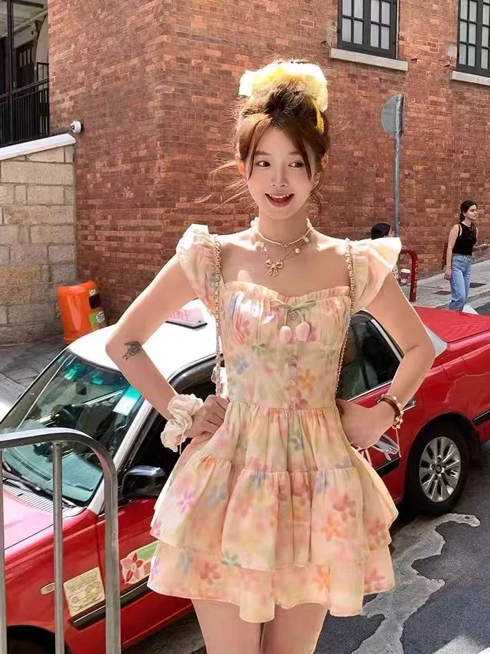 （看姐妹预约人数上新款式）新款韩版甜美方领小飞袖气质连衣裙