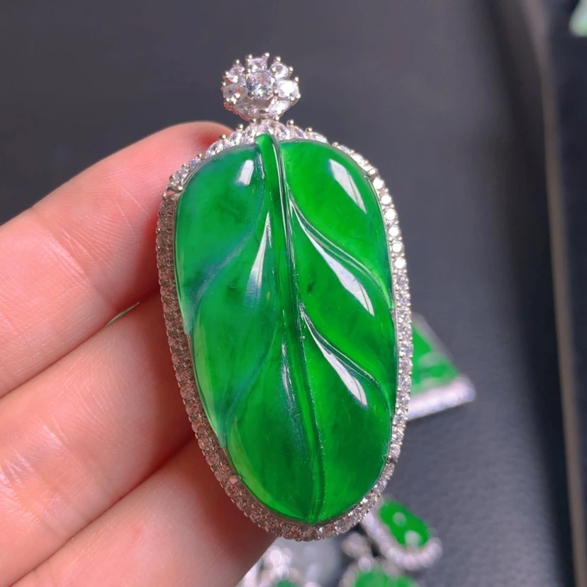 【闪购商品】翡翠银S925镶嵌吊坠(不含链)