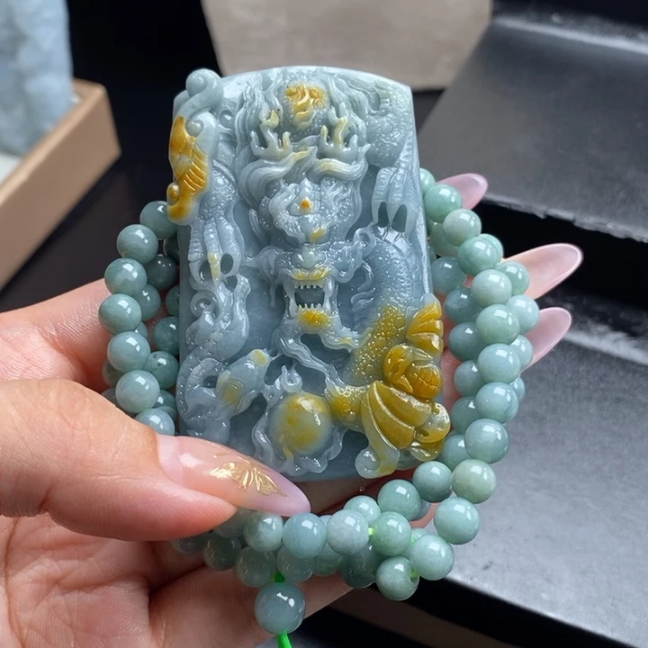 定制翡翠未镶嵌龙牌