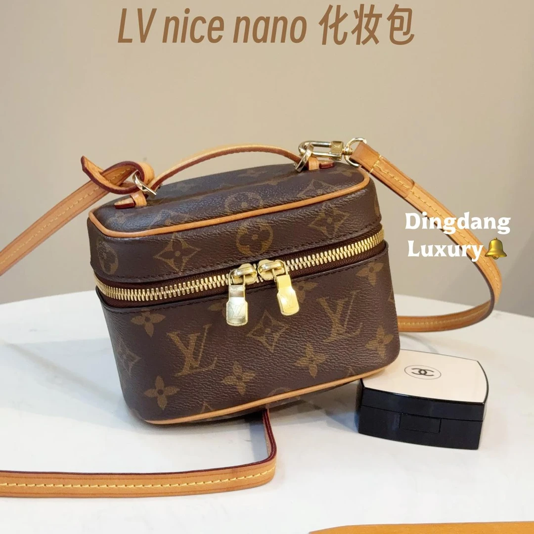 95新 LouisVuitton/路易威登 LV 老花 nice nano 化妆 斜挎包