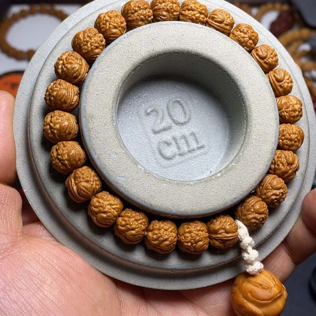 吊坠猴头核桃全品10左右蝉王14号