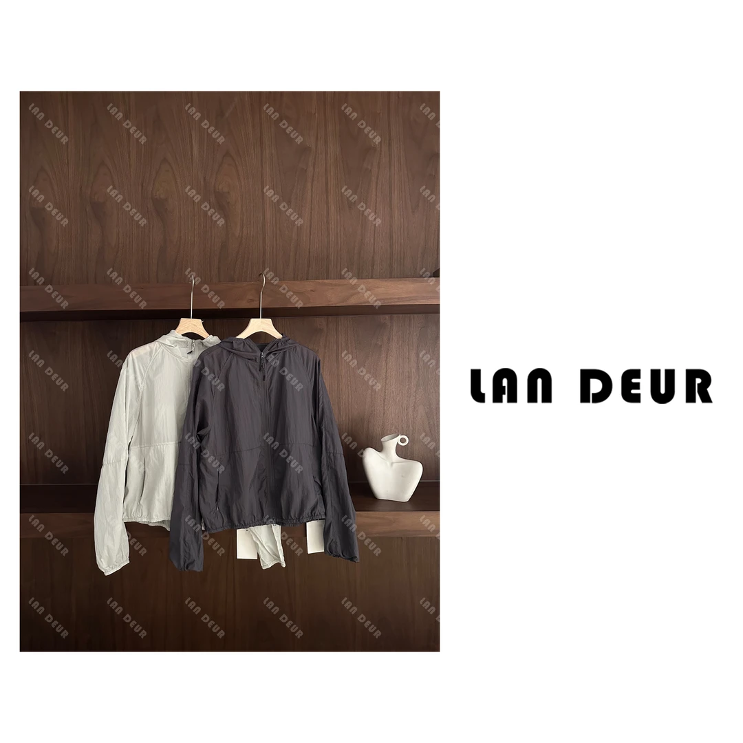 【仲夏精灵】户外时尚休闲气质夏季短款连帽薄款外套女上衣
