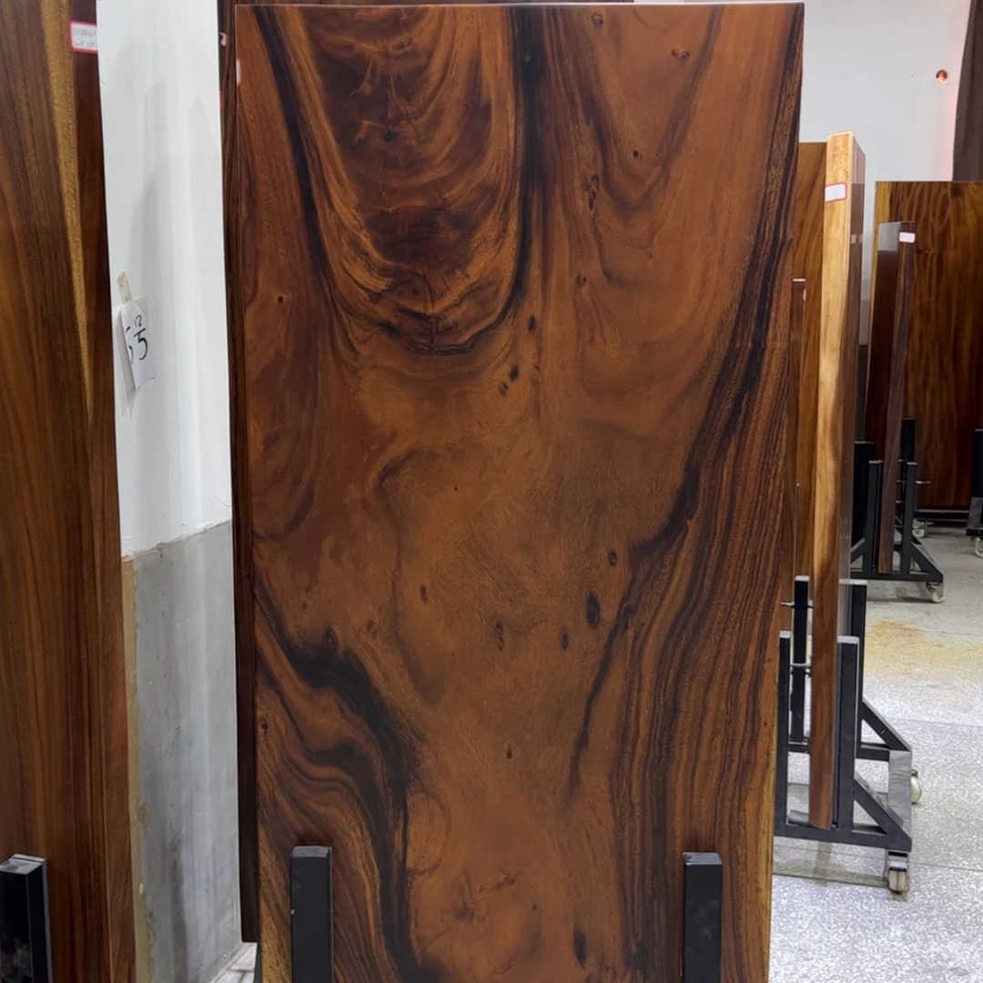 【闪购商品】木（非红木类）胖*尺寸168*79*6三角支架一个