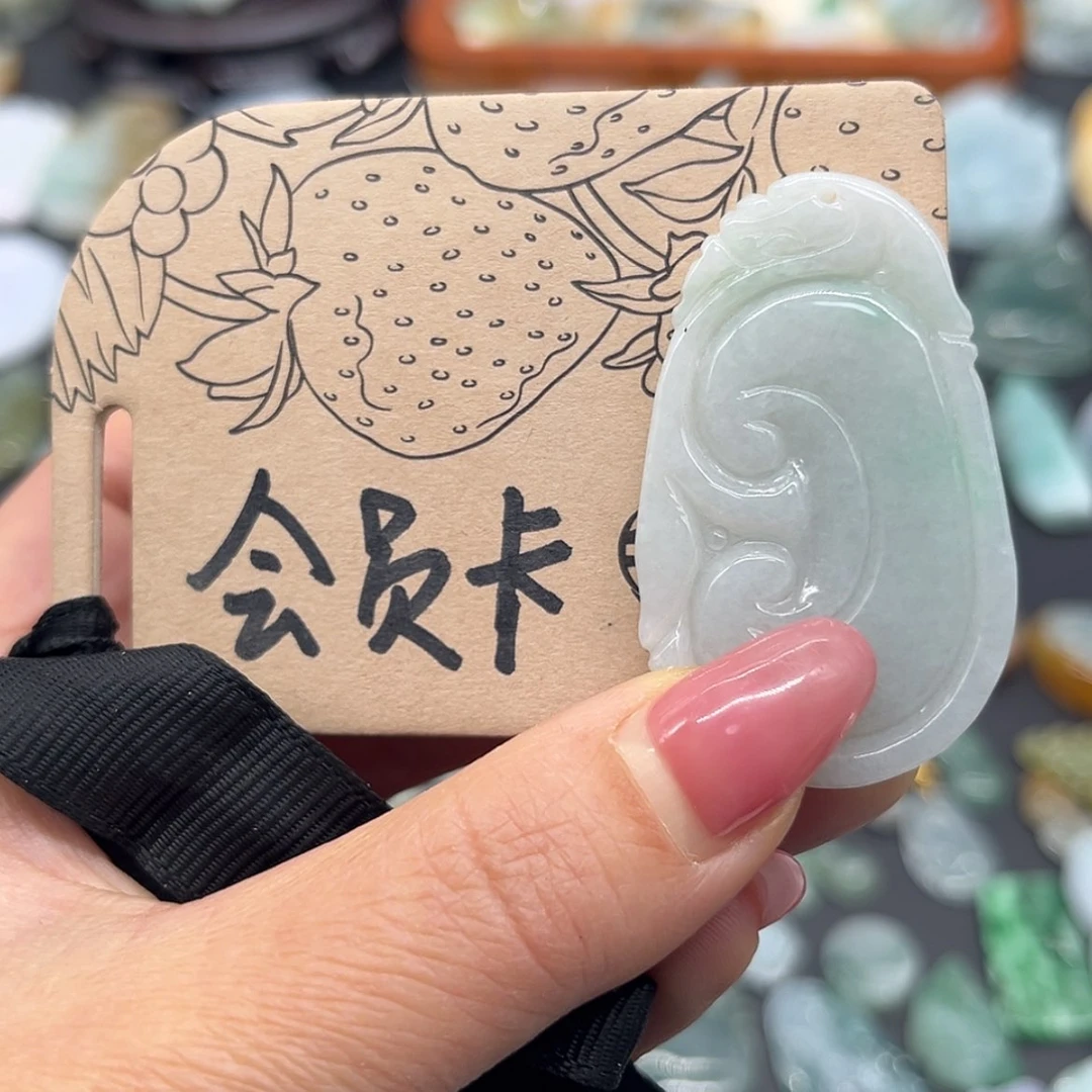 【闪购商品】翡翠颈饰未镶嵌白****天预存