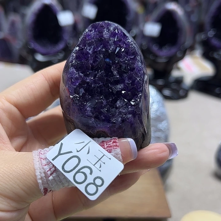 未镶嵌水晶大型摆件（非配饰）摆件