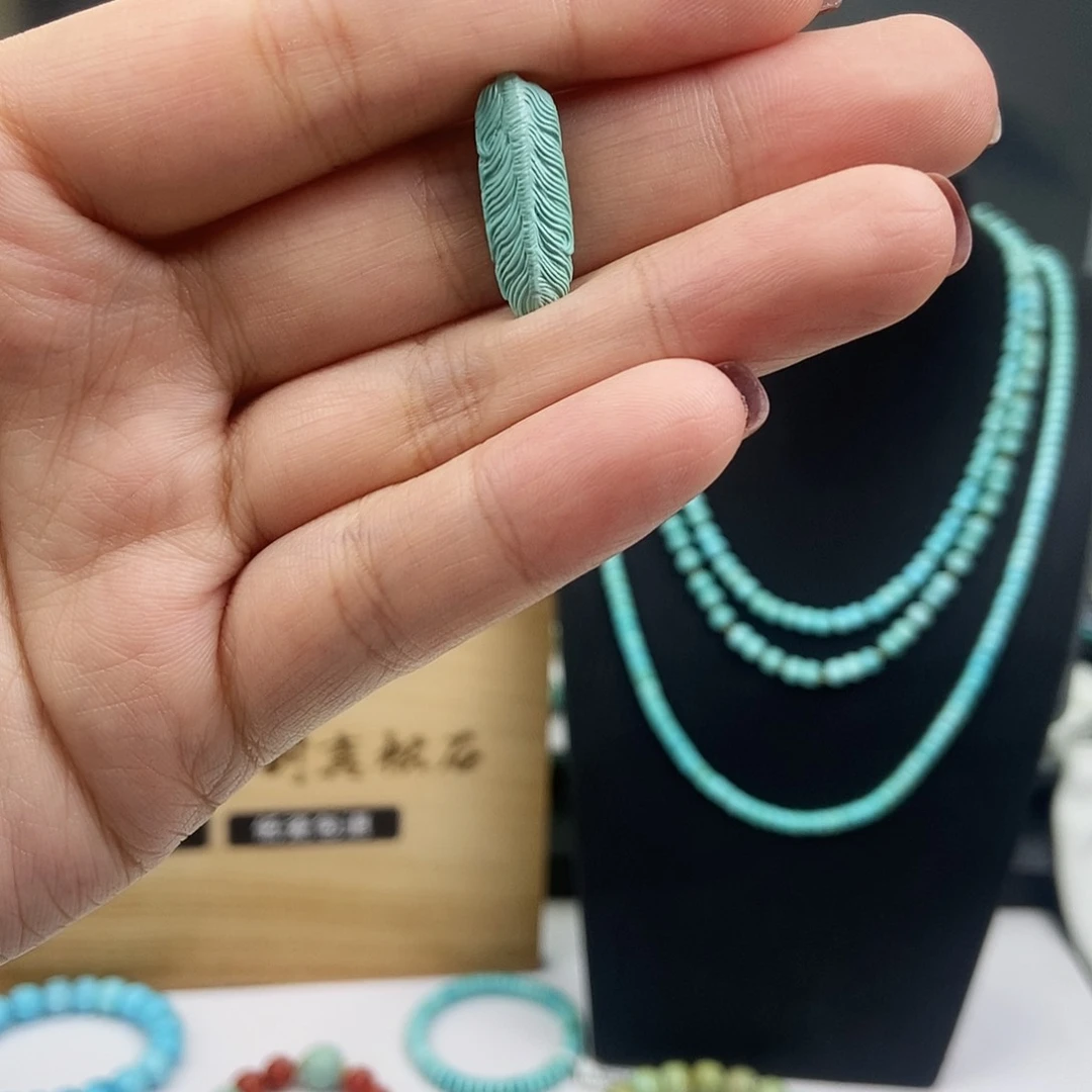 未镶嵌绿松石珠宝奇石