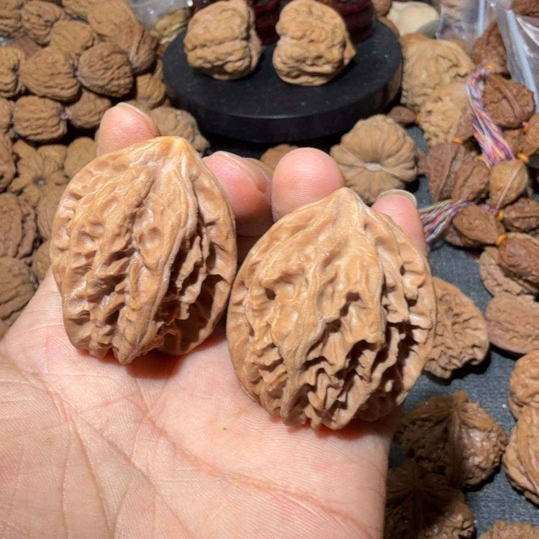 把件文玩核桃曹大龙41有修尖