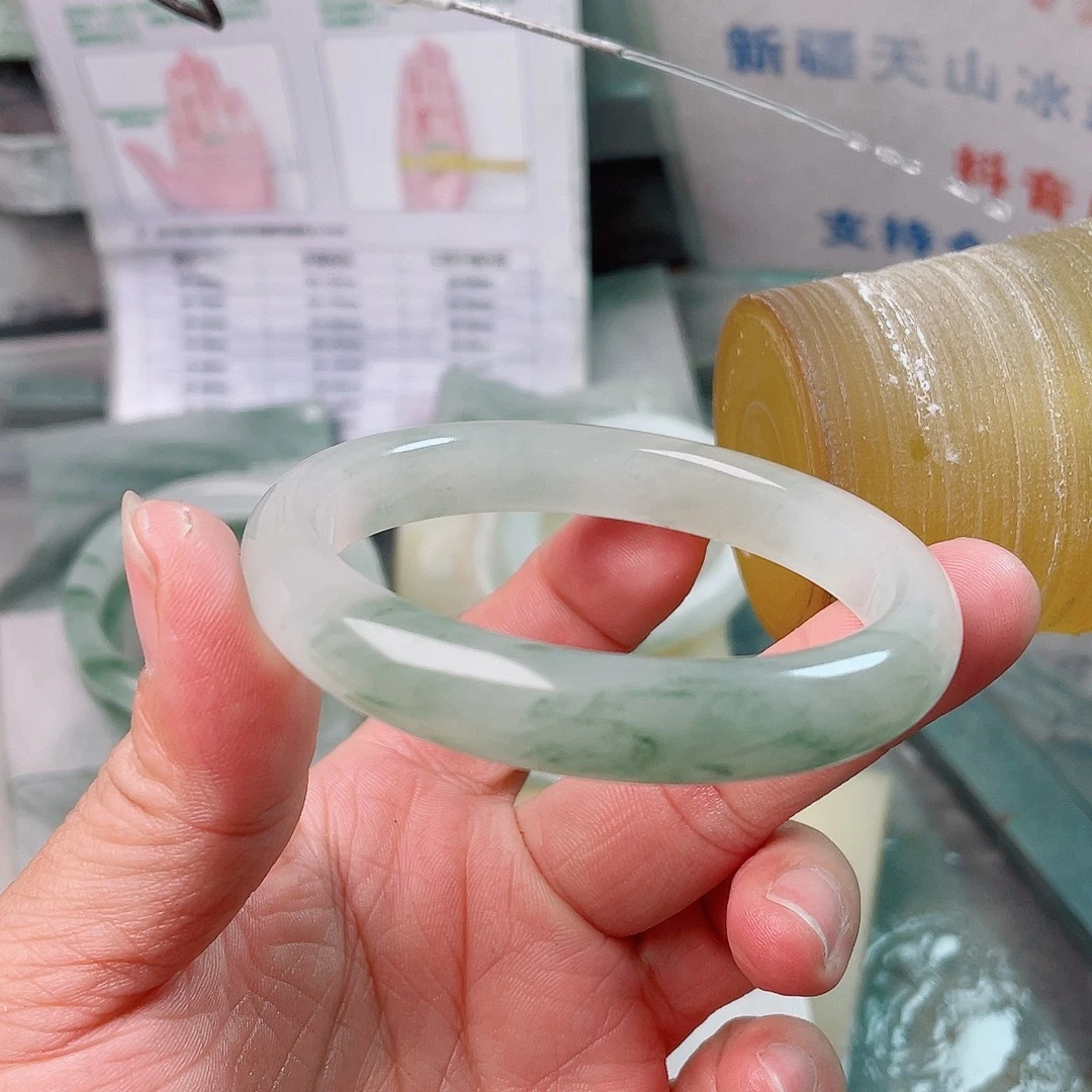 ****定制石英质玉（天山翠）