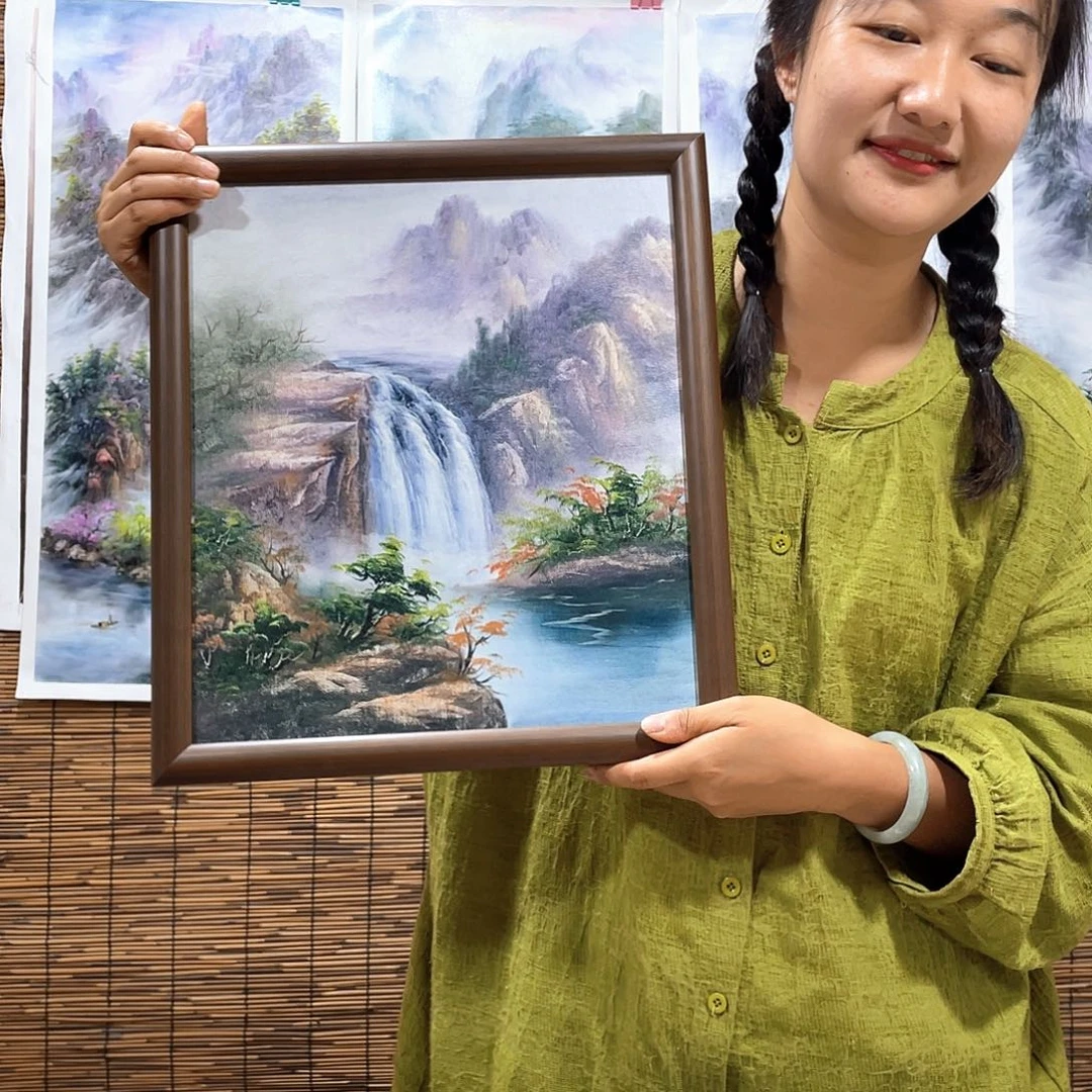 油画薇爽恭喜竞拍成功！