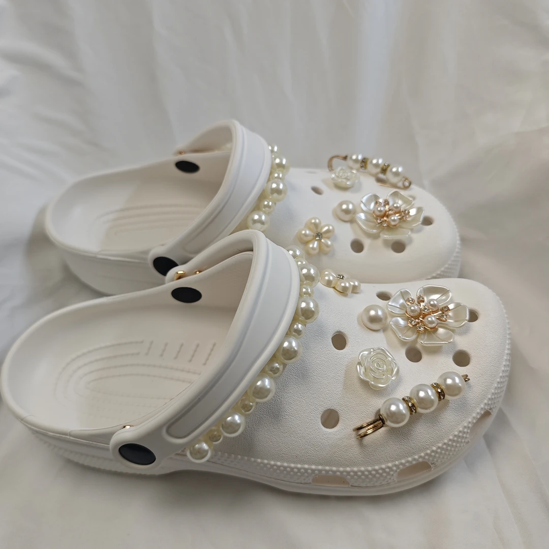 经典明星款洞洞鞋