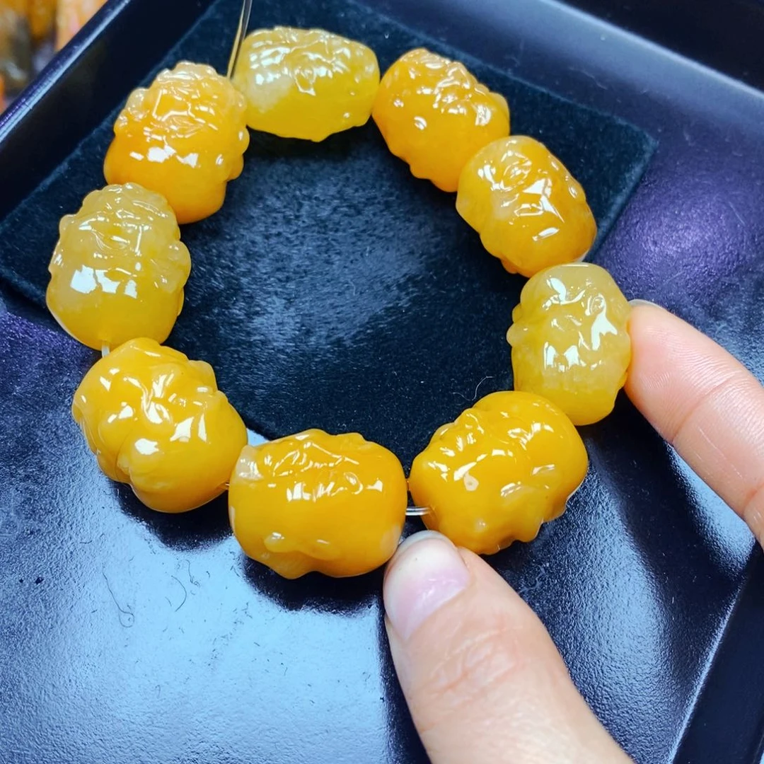 未镶嵌石英质玉（黄龙玉）颈饰