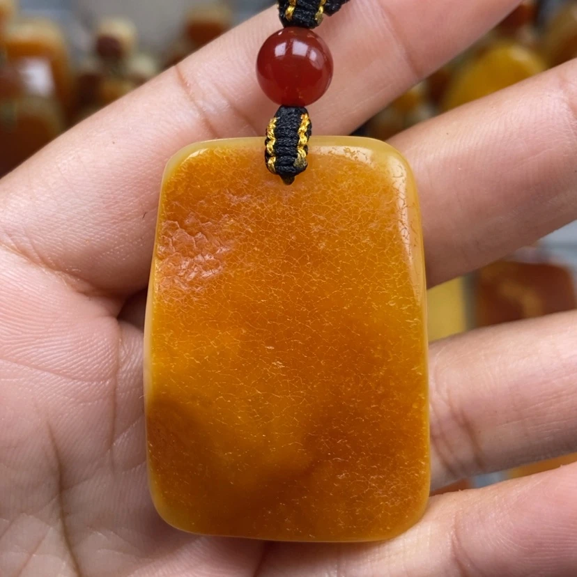 【闪购商品】琥珀颈饰未镶嵌