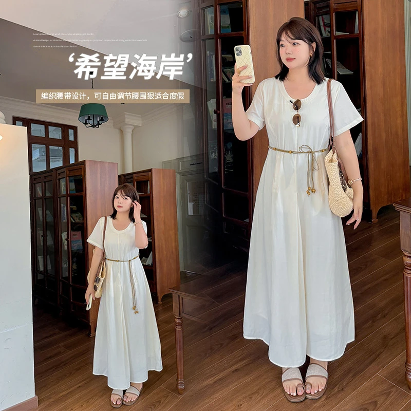 伊诺大码女装韩系简约U领连衣裙2025夏新款收腰显瘦A字裙262616