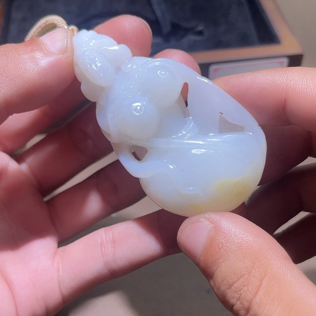 和田玉颈饰未镶嵌Z6