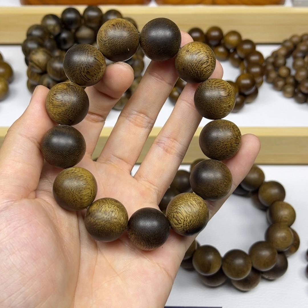 星***尘沉香手串越南芽庄白棋楠1.8