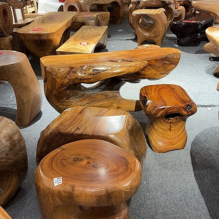 大***爷香樟木香樟木根雕凳子一物一拍