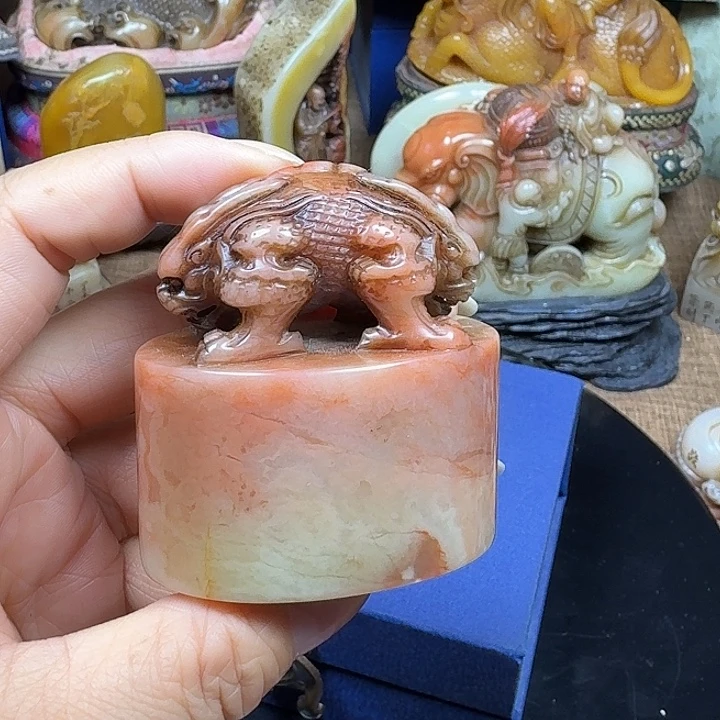 印石寿山石芙蓉石兽钮