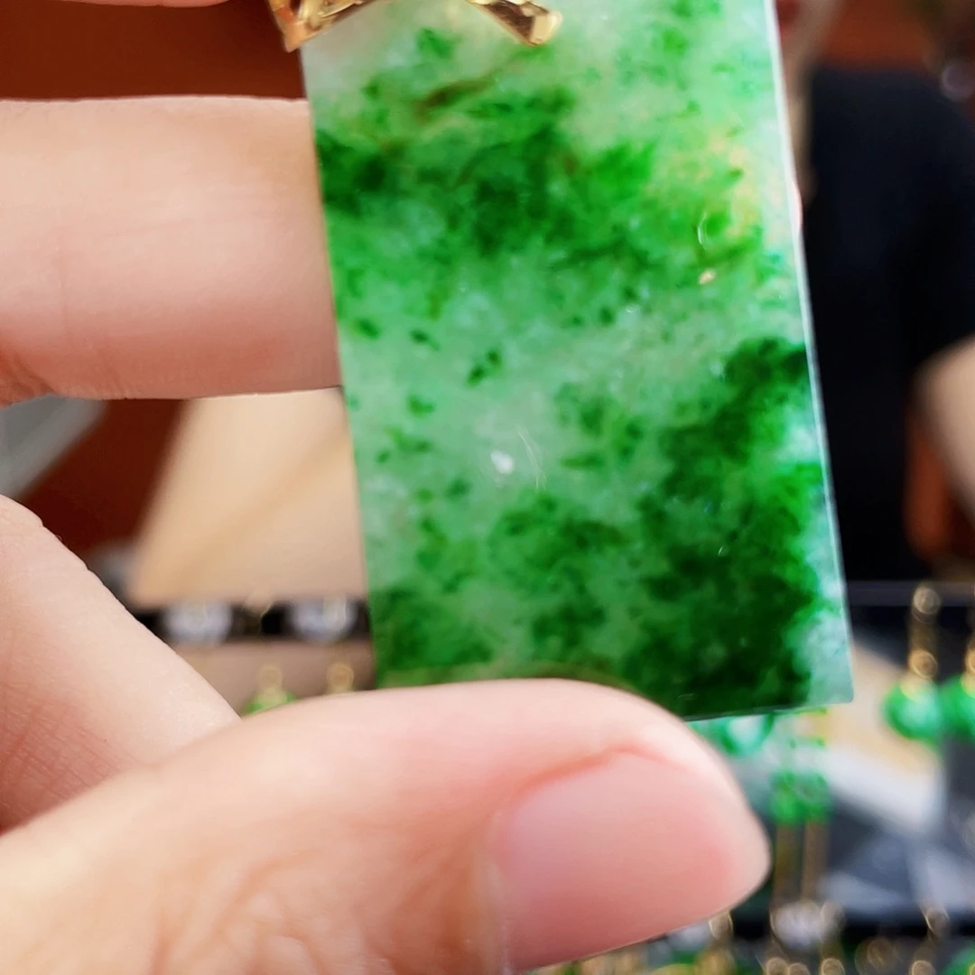 翡翠未镶嵌耳饰饰品
