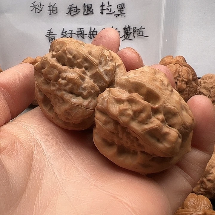 奔***跑吊坠文玩核桃蛤蟆