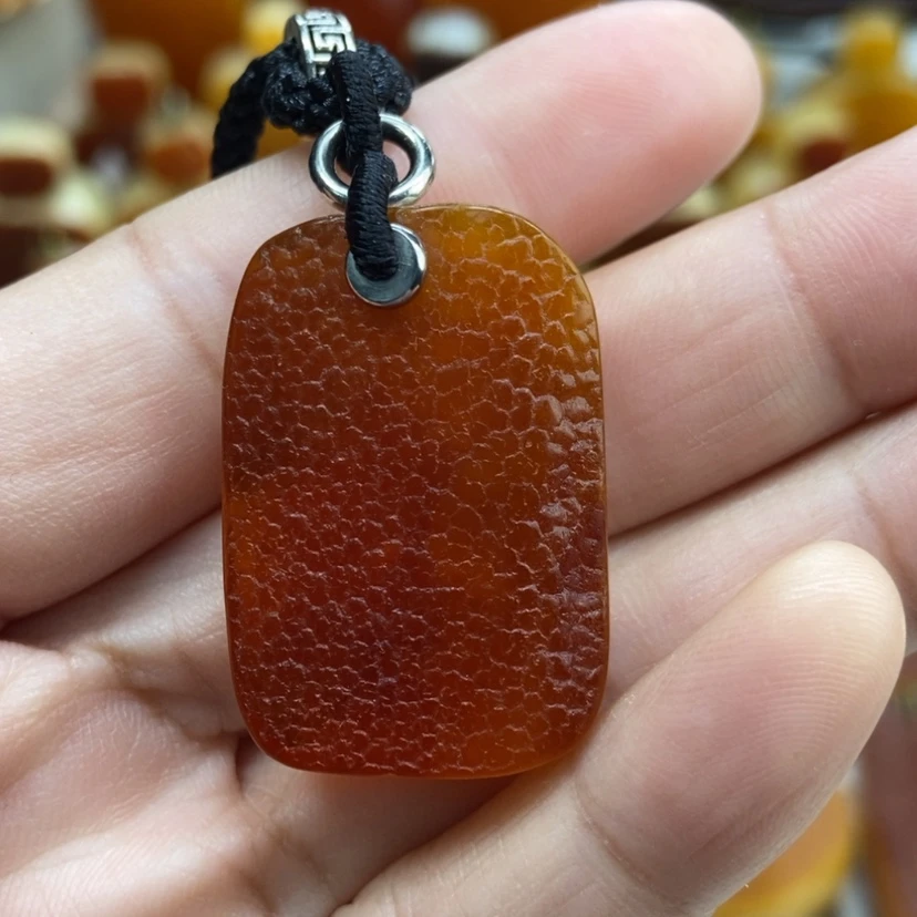 【闪购商品】琥珀颈饰未镶嵌