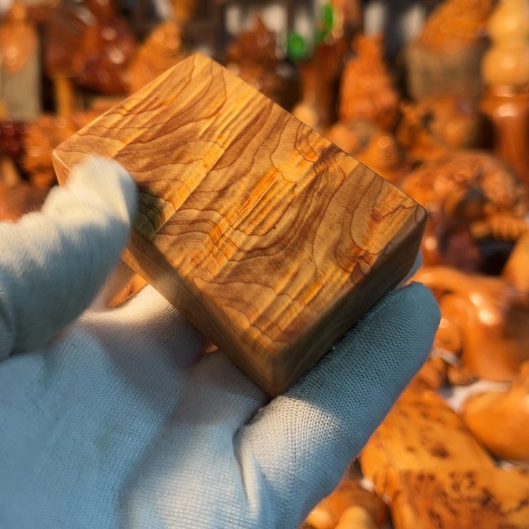 柏木（崖柏）⊙*⊙太行崖柏精品闪电无事牌