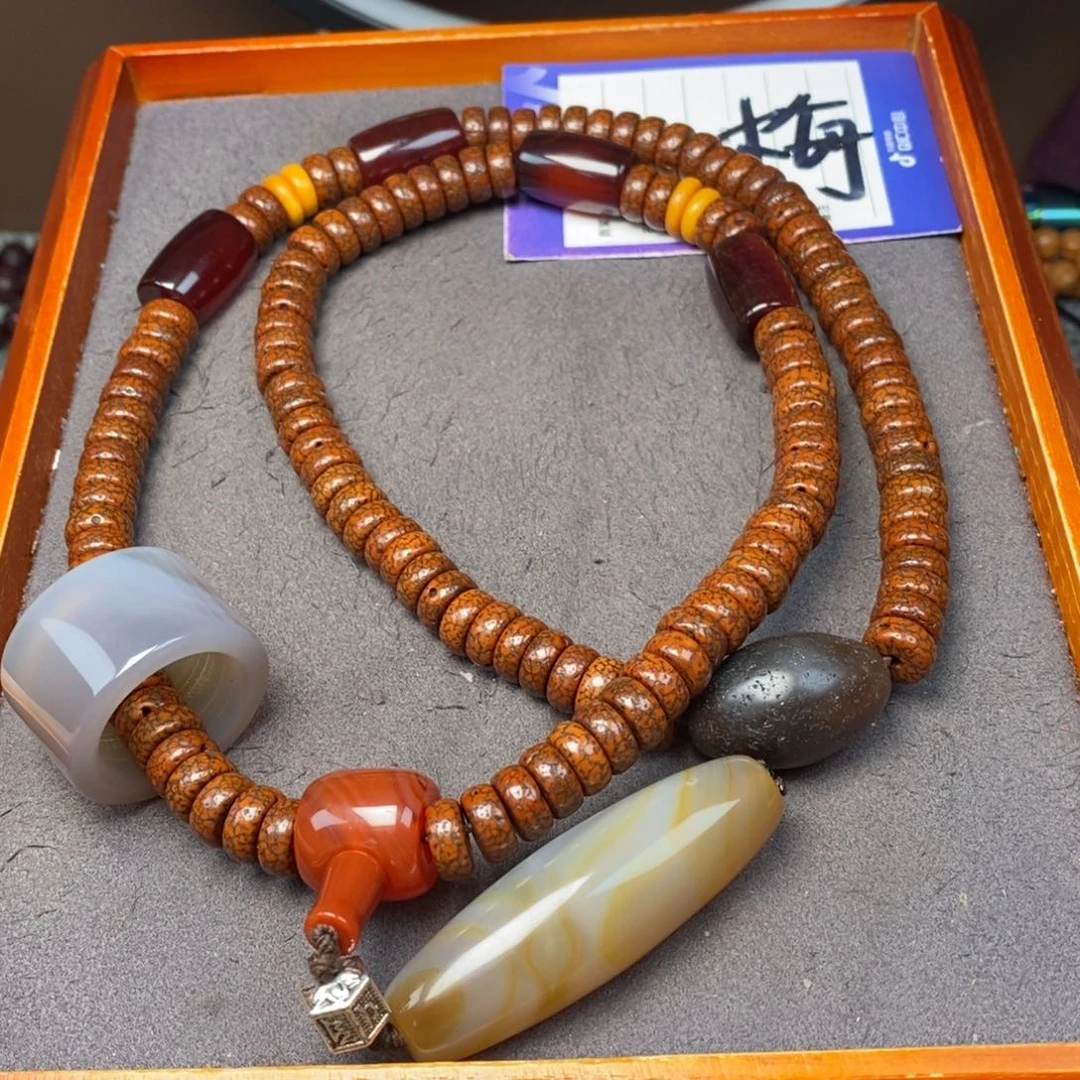 星月菩提吊坠五**沙星月