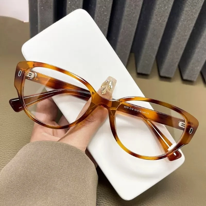 超轻茶色猫眼防蓝光眼镜 方圆脸素颜佩戴显脸小可配近视度数