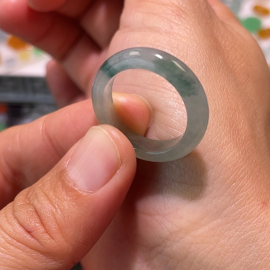 定制翡翠未镶嵌戒圈