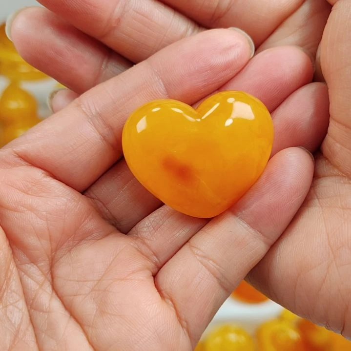 蜜蜡吊坠(赠链)未镶嵌