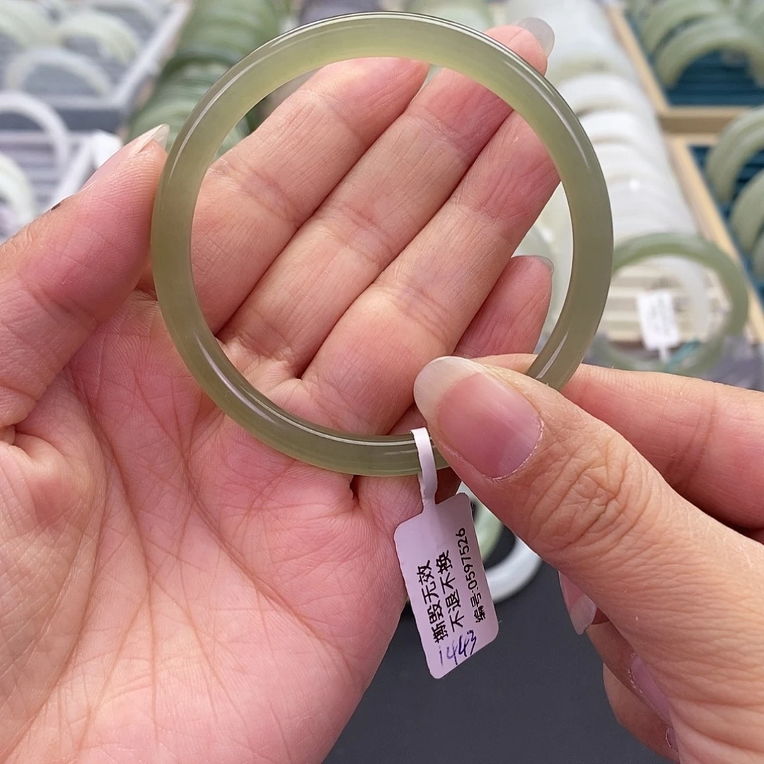 和田玉未镶嵌珠宝奇石和田玉手镯52.53