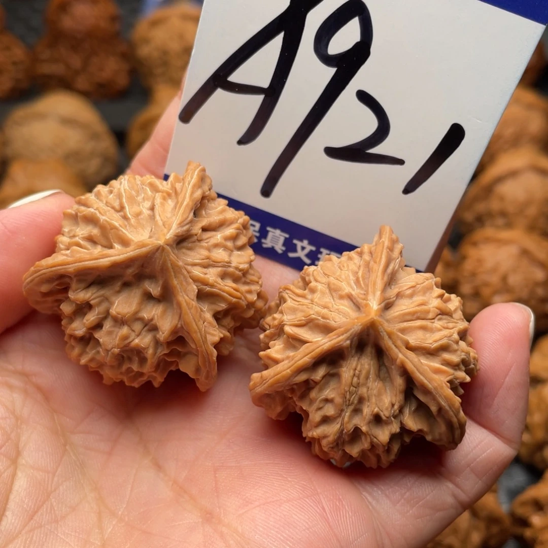 桃核把件盘山三棱35