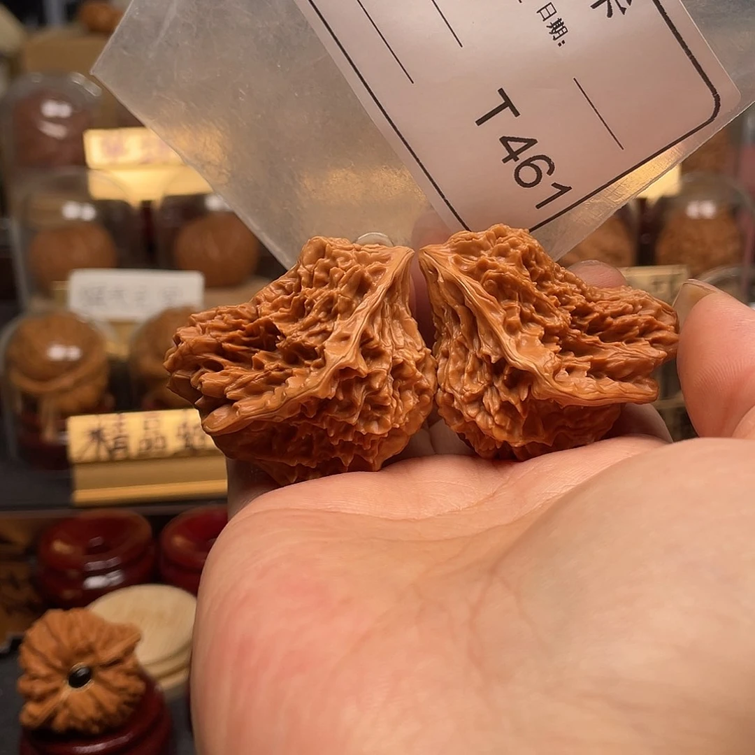 文玩核桃把件吃****斤大鸟461