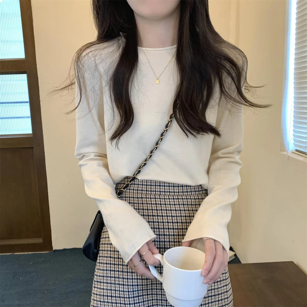 韩系温柔风卷边圆领长袖内搭女早春优雅简约针织毛衣气质百搭上衣