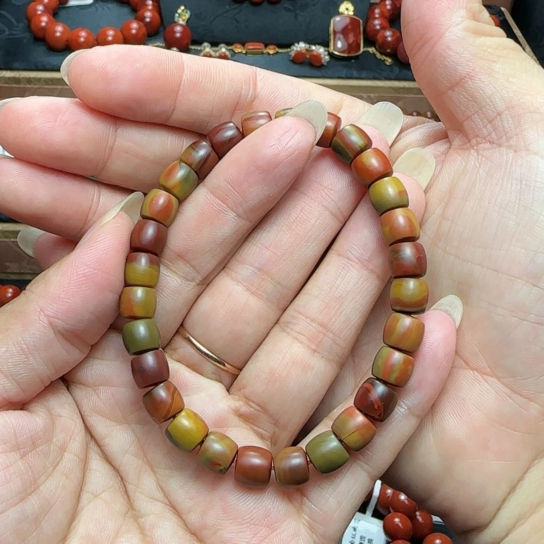 L***Q南红玛瑙未镶嵌手串