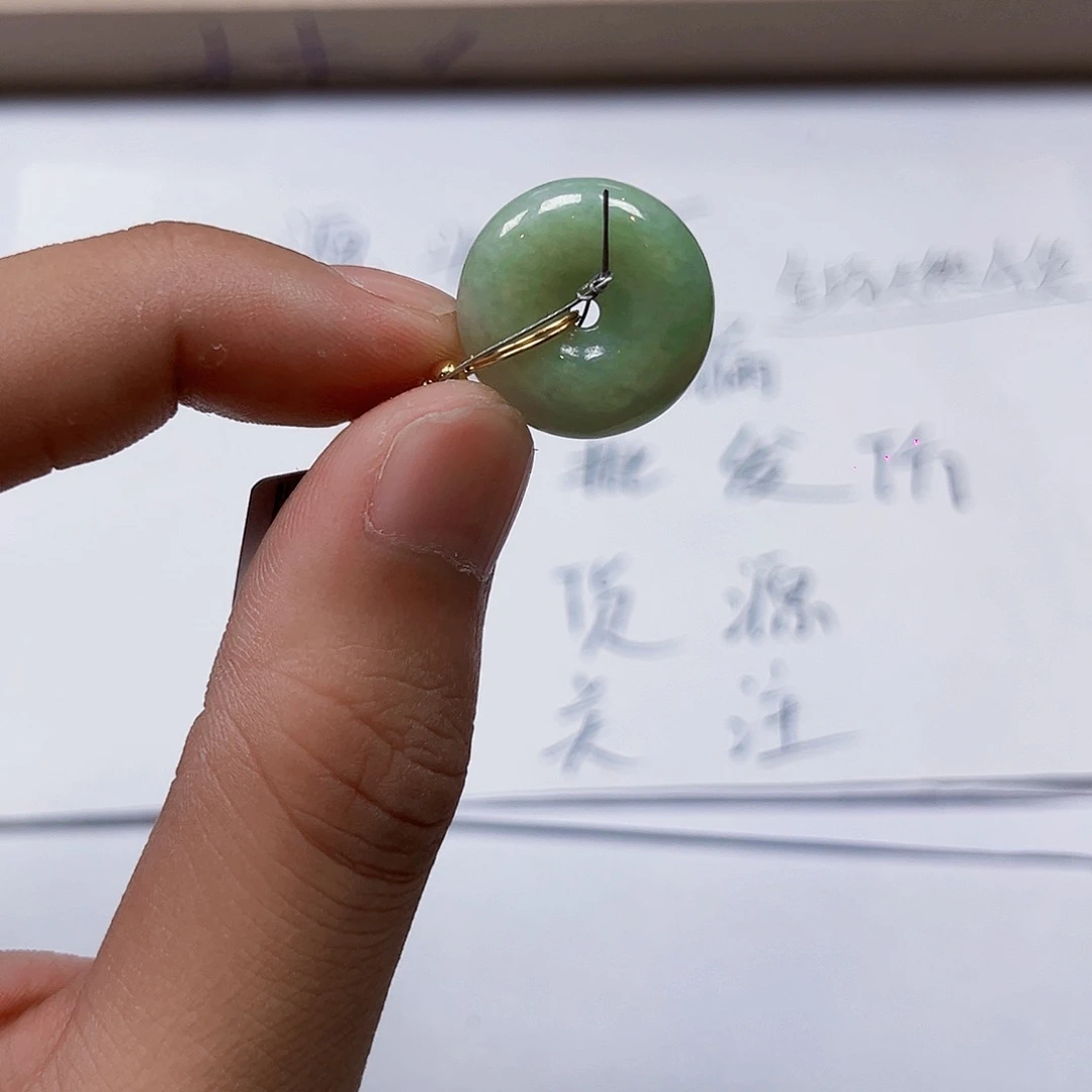 翡翠未镶嵌颈饰缅甸翡翠A货