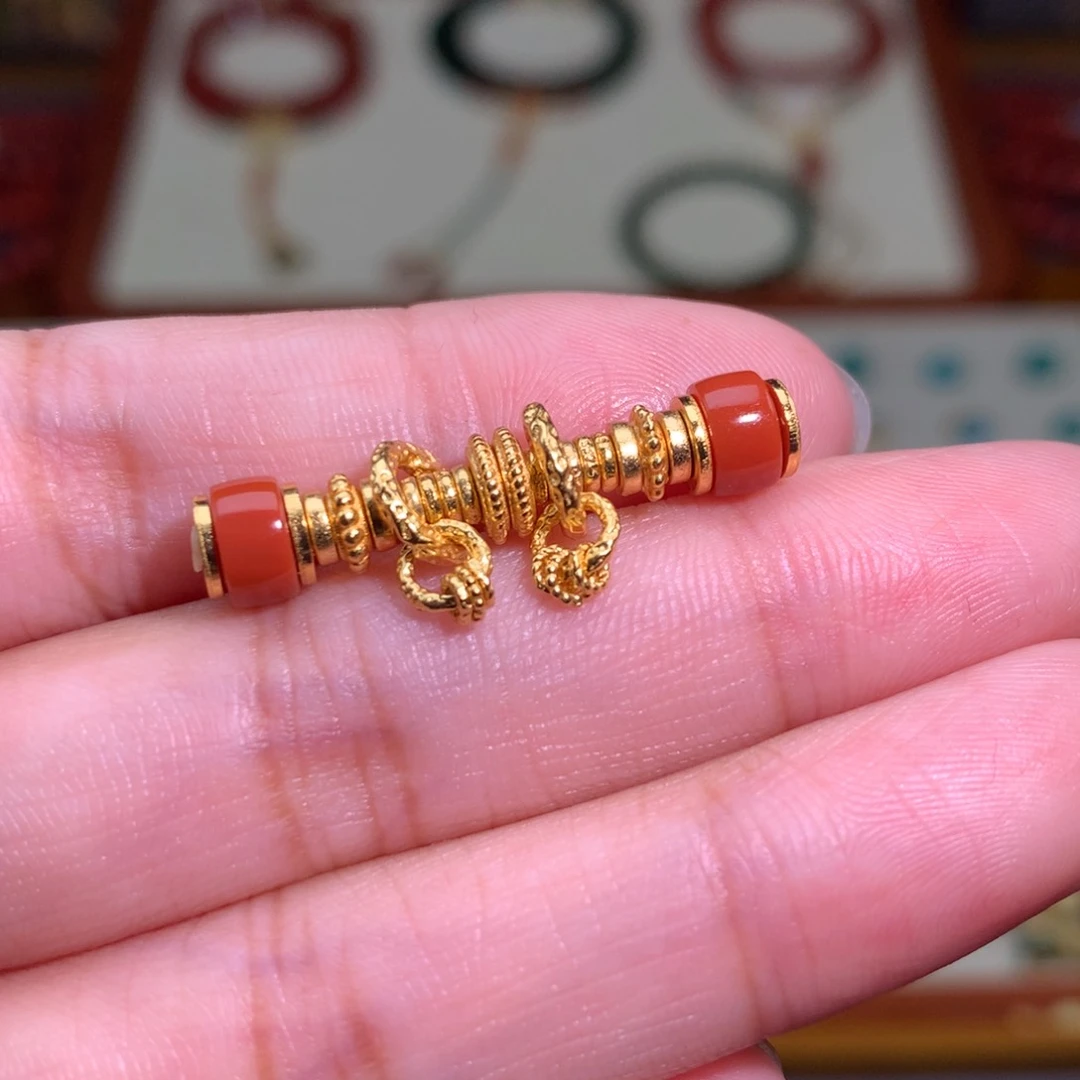 南红玛瑙未镶嵌颈饰