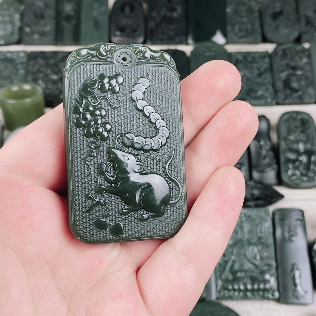 和田玉未镶嵌颈饰