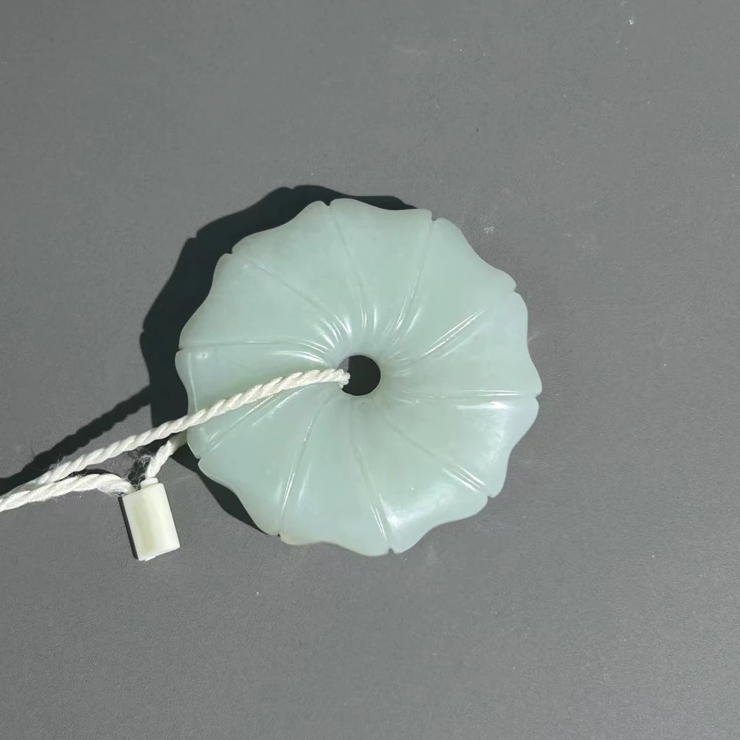 清代和田玉竹节环