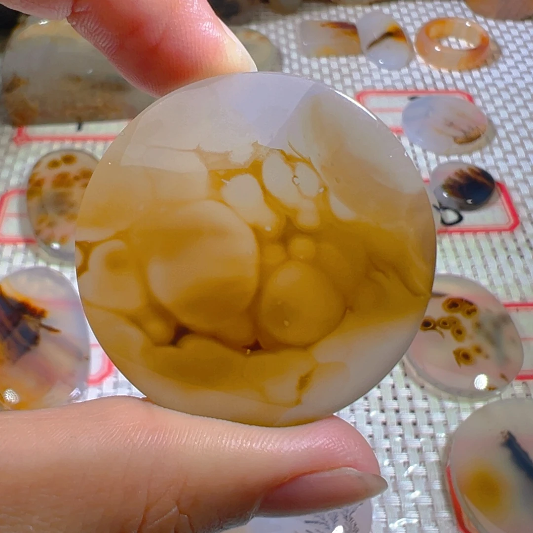 未镶嵌颈饰玛瑙/玉髓