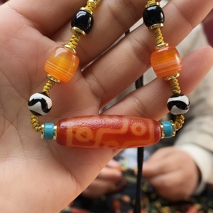 玛瑙/玉髓合金颈饰