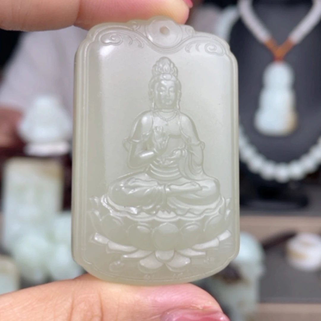 【闪购商品】颈饰未镶嵌和田玉