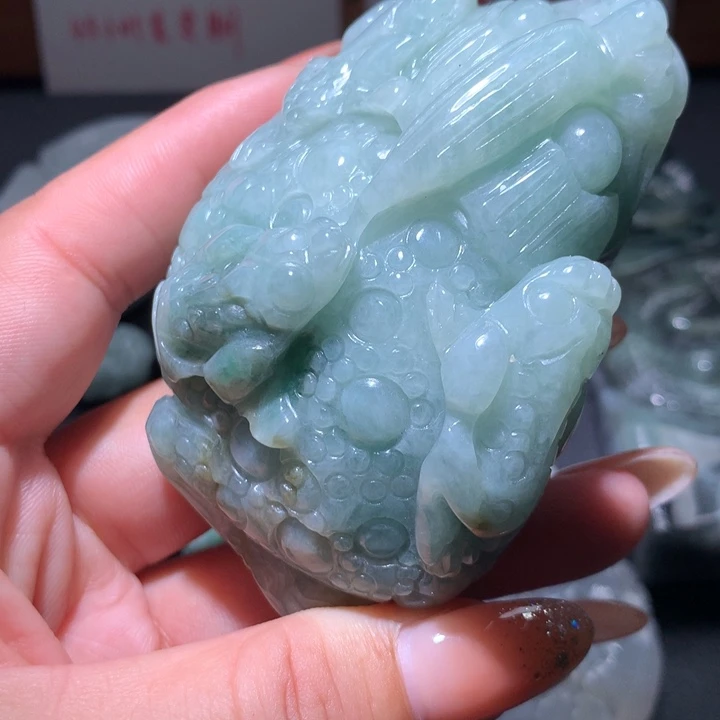 翡翠未镶嵌颈饰保真天然A货翡翠